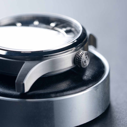 EONIQ custom watch - side profile 