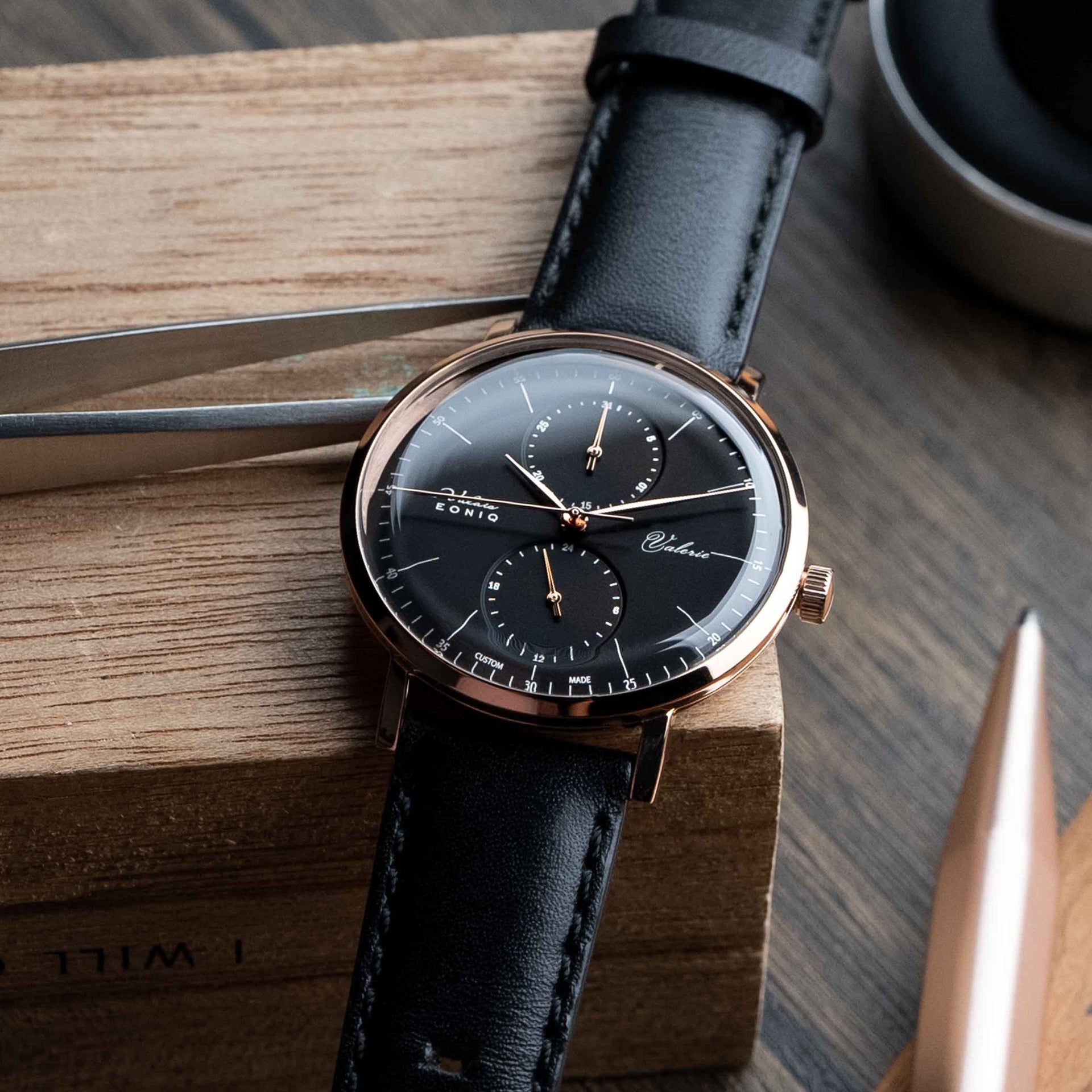 Eoniq CUSTOM Mechanical-Quartz Hybrid Watch